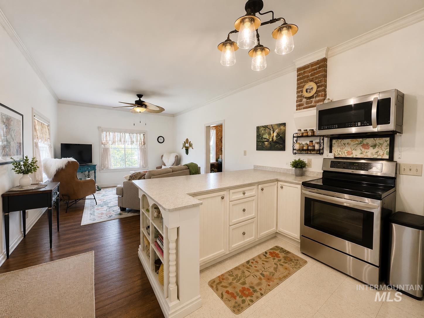 501 Walnut Street, Nezperce, Idaho 83543, 2 Bedrooms, 1 Bathroom, Residential For Sale, Price $239,900, 98992537