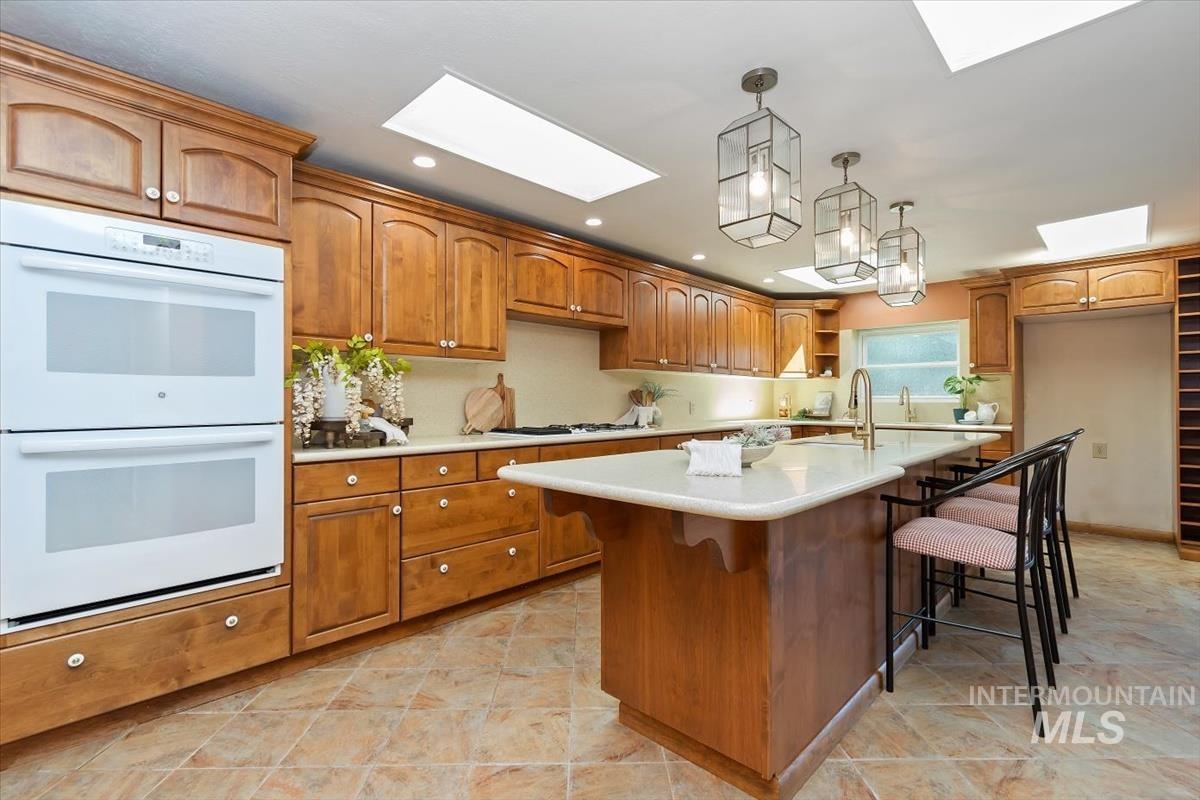 7634 W Cambridge Dr, Boise, Idaho 83704, 4 Bedrooms, 1.5 Bathrooms, Residential For Sale, Price $485,000,MLS 98992542