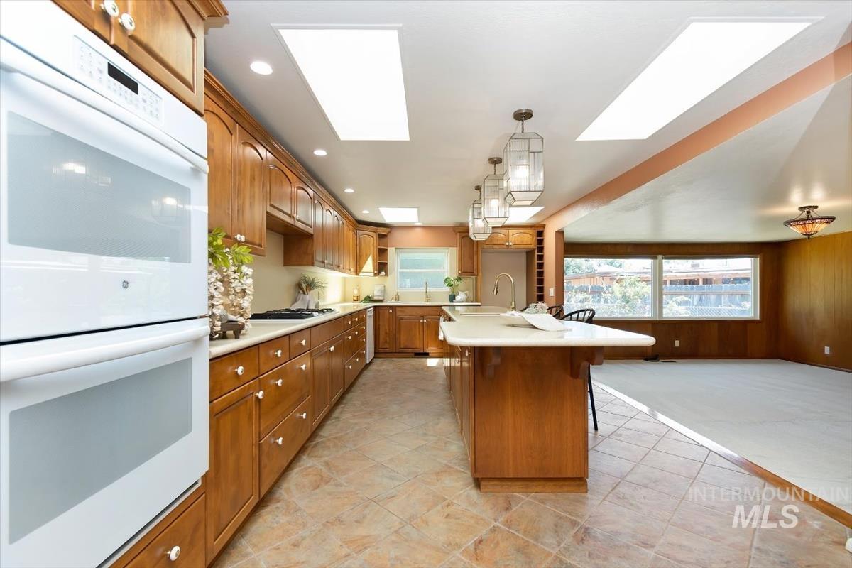 7634 W Cambridge Dr, Boise, Idaho 83704, 4 Bedrooms, 1.5 Bathrooms, Residential For Sale, Price $485,000,MLS 98992542
