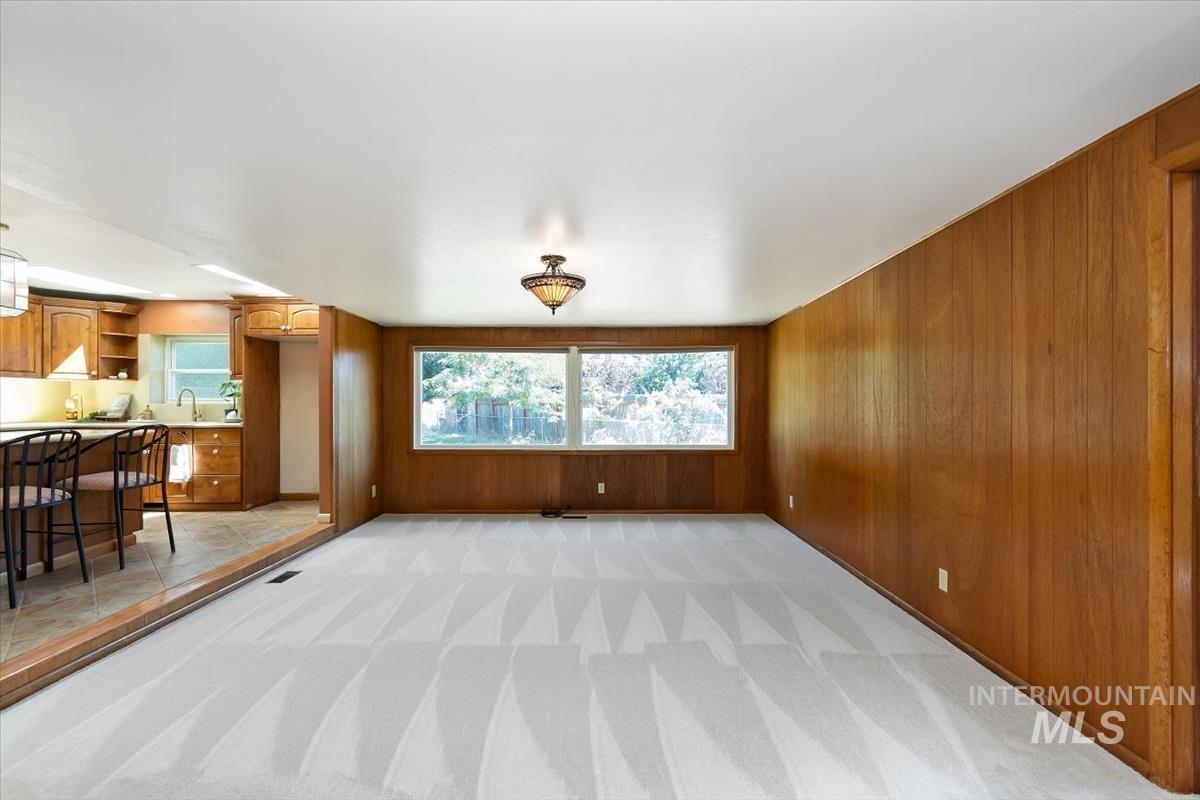 7634 W Cambridge Dr, Boise, Idaho 83704, 4 Bedrooms, 1.5 Bathrooms, Residential For Sale, Price $485,000,MLS 98992542