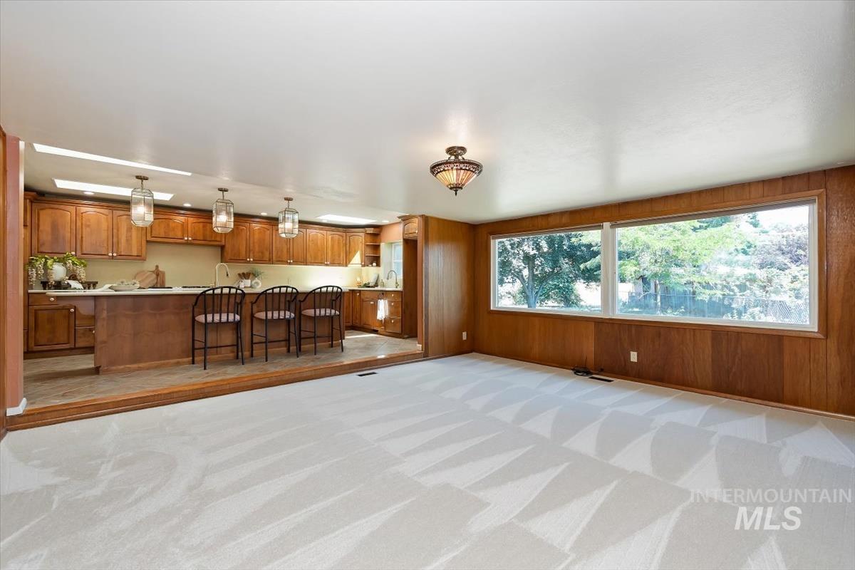 7634 W Cambridge Dr, Boise, Idaho 83704, 4 Bedrooms, 1.5 Bathrooms, Residential For Sale, Price $485,000,MLS 98992542