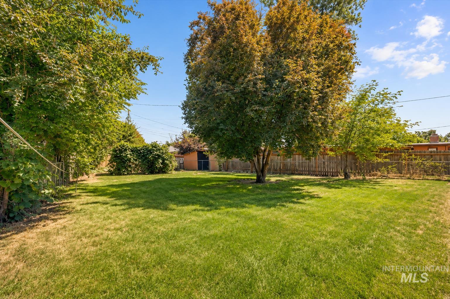 7634 W Cambridge Dr, Boise, Idaho 83704, 4 Bedrooms, 1.5 Bathrooms, Residential For Sale, Price $485,000,MLS 98992542