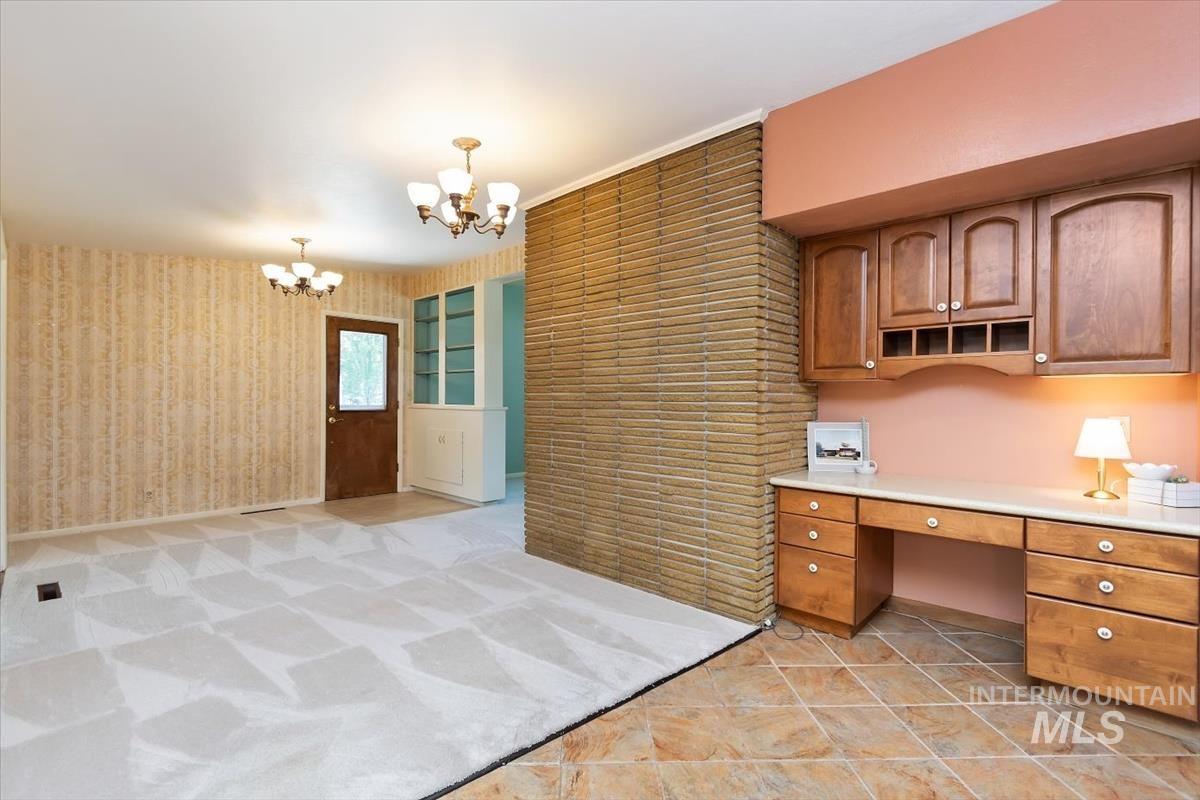 7634 W Cambridge Dr, Boise, Idaho 83704, 4 Bedrooms, 1.5 Bathrooms, Residential For Sale, Price $485,000,MLS 98992542