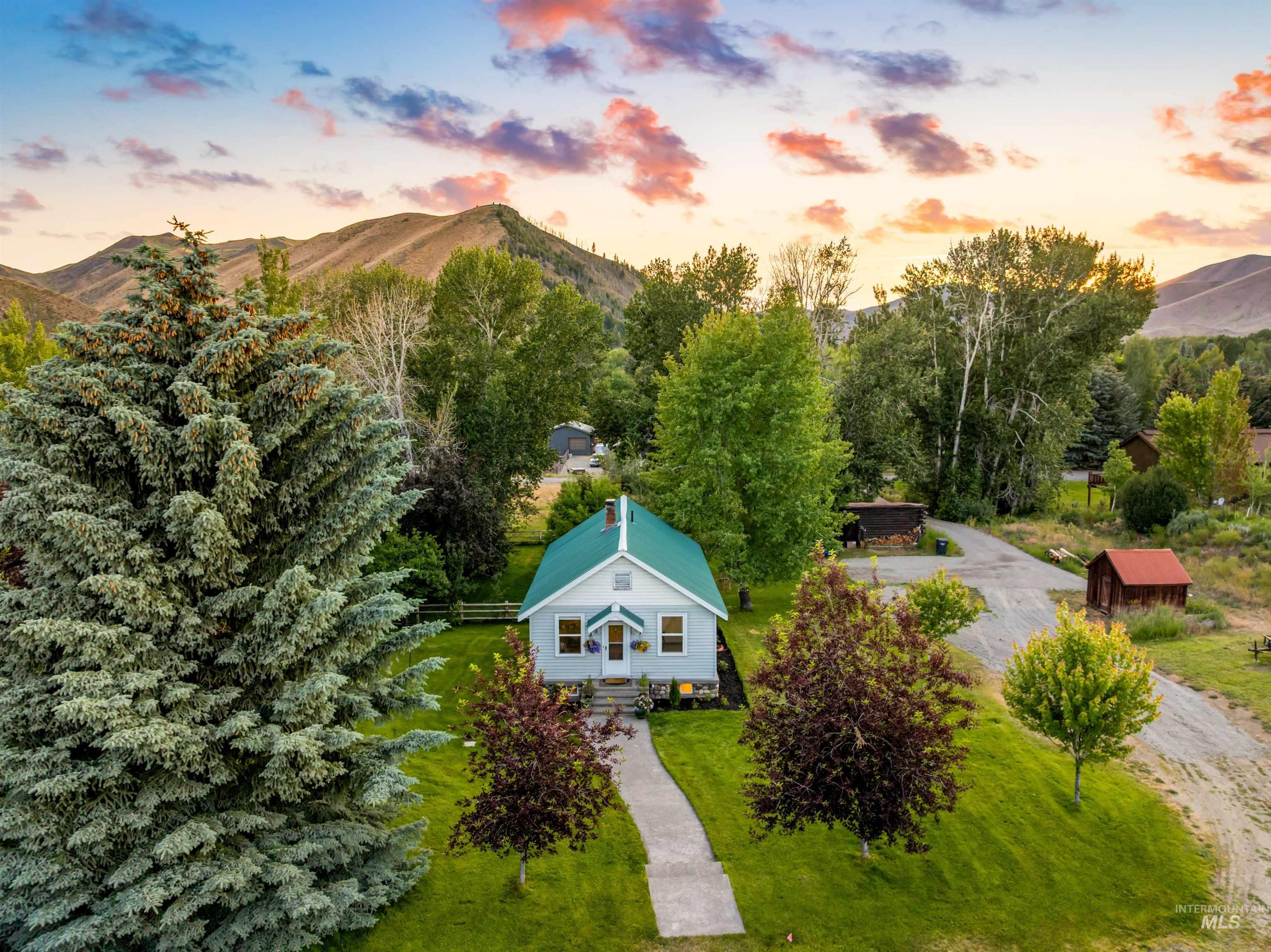 111 N Aspen Drive, Hailey, Idaho 83333, 4 Bedrooms, 2 Bathrooms, Residential For Sale, Price $995,000,MLS 98992545