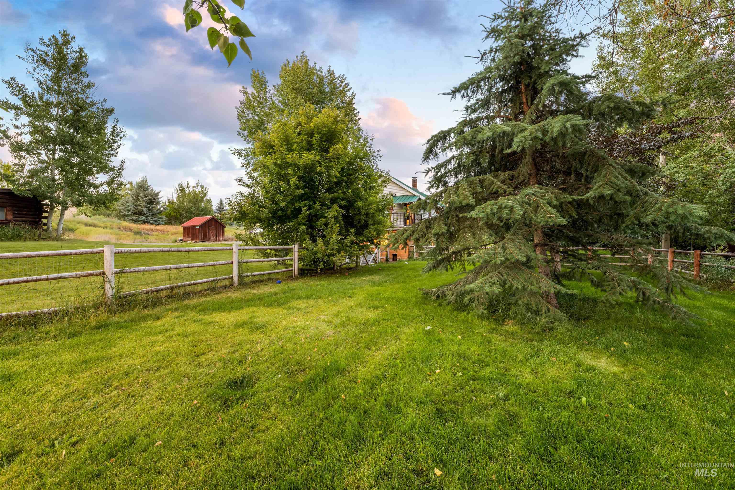 111 N Aspen Drive, Hailey, Idaho 83333, 4 Bedrooms, 2 Bathrooms, Residential For Sale, Price $995,000, 98992545