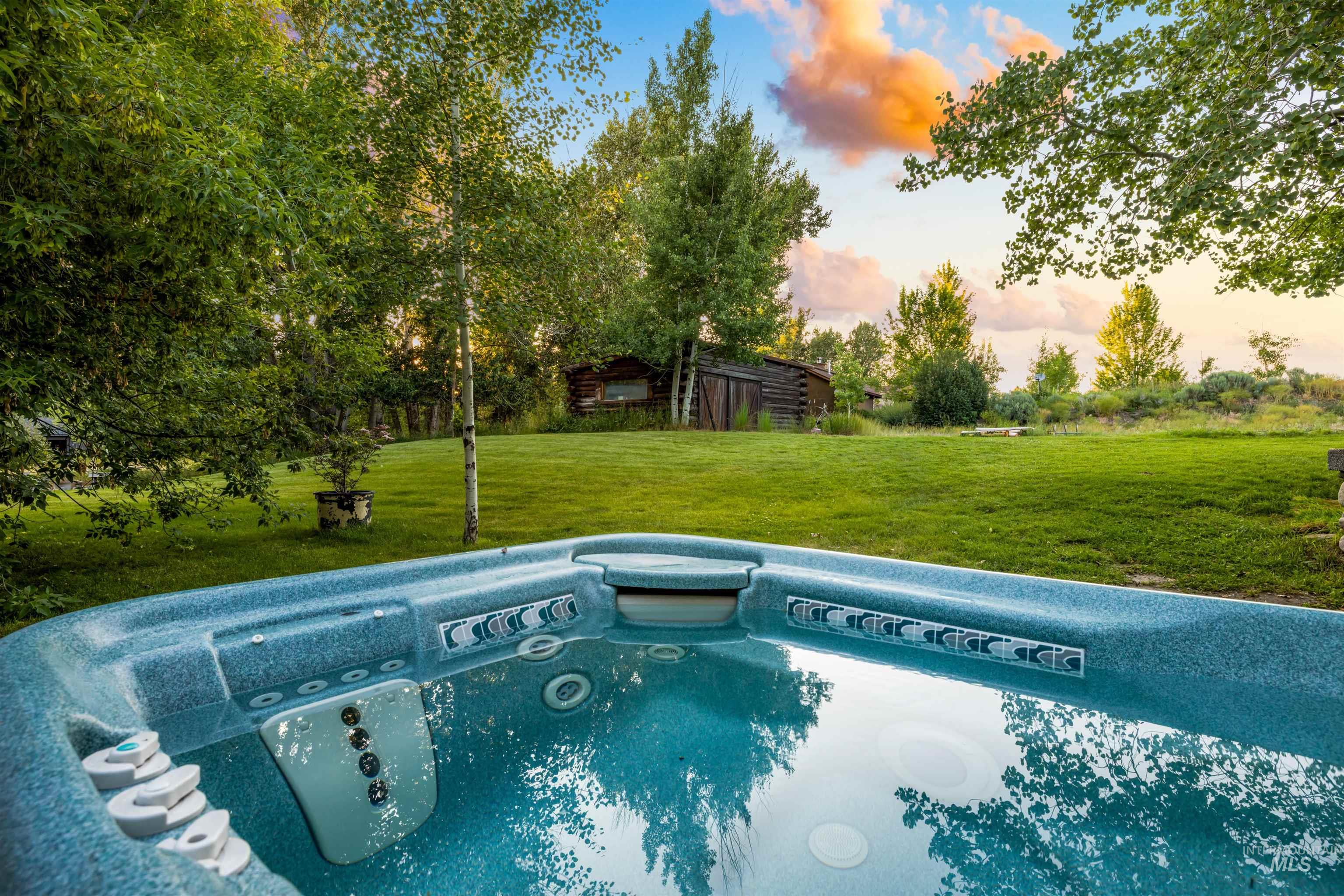 111 N Aspen Drive, Hailey, Idaho 83333, 4 Bedrooms, 2 Bathrooms, Residential For Sale, Price $995,000, 98992545
