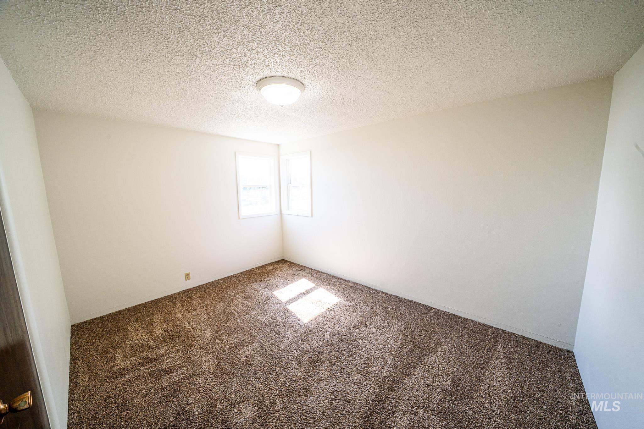 311 Cunningham Street, Grangeville, Idaho 83530, 2 Bedrooms, 1 Bathroom, Residential For Sale, Price $275,000,MLS 98992549