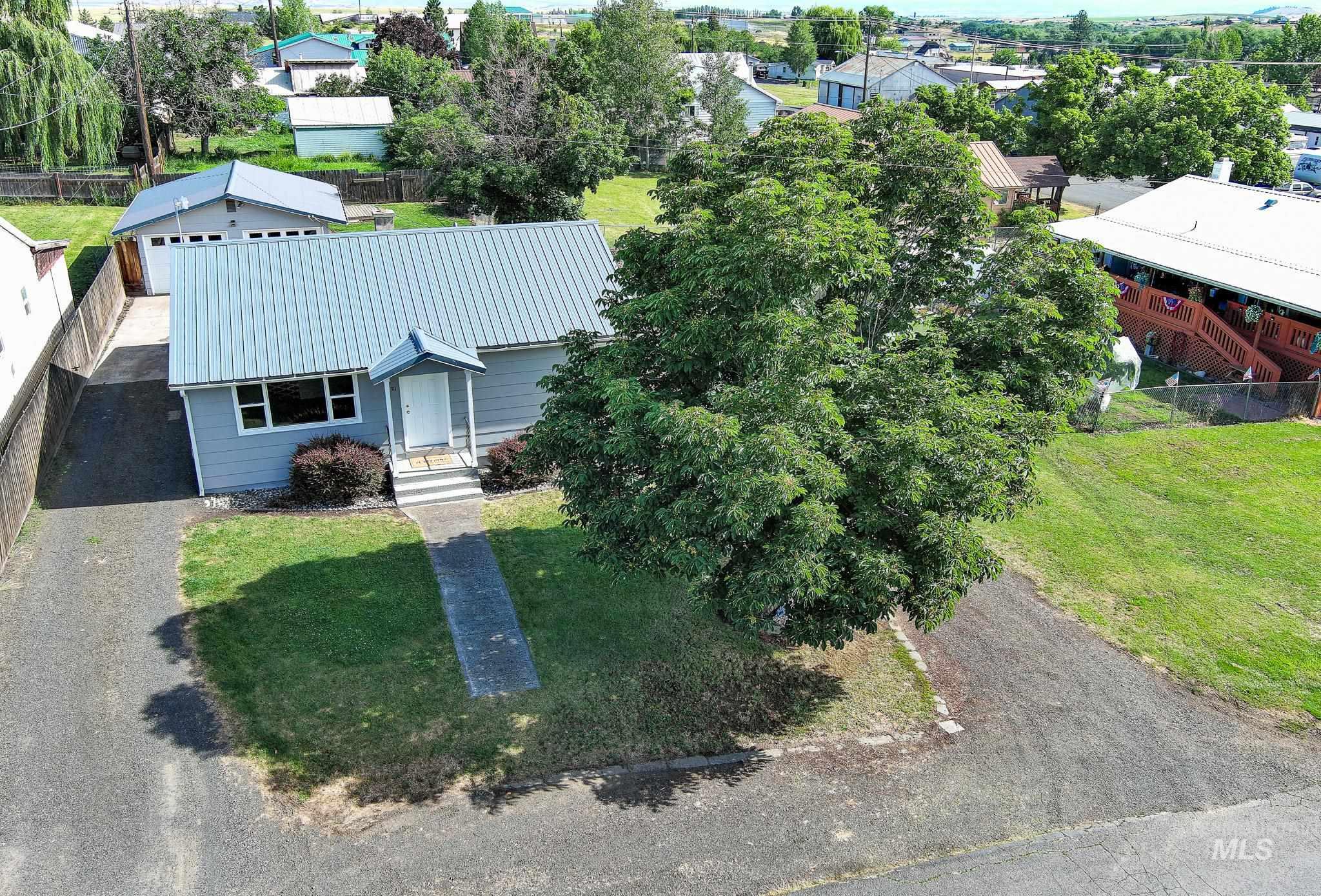 311 Cunningham Street, Grangeville, Idaho 83530, 2 Bedrooms, 1 Bathroom, Residential For Sale, Price $275,000,MLS 98992549
