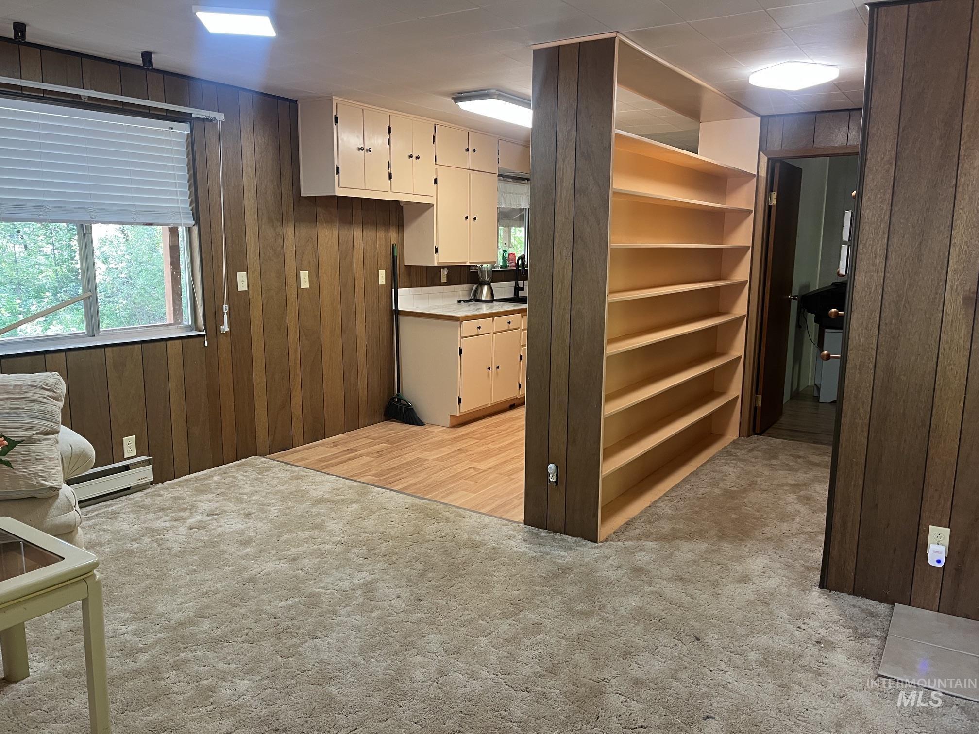 39 Mayflower Mine Rd, Placerville, Idaho 83666, 2 Bedrooms, 1 Bathroom, Residential For Sale, Price $237,500, 98992550