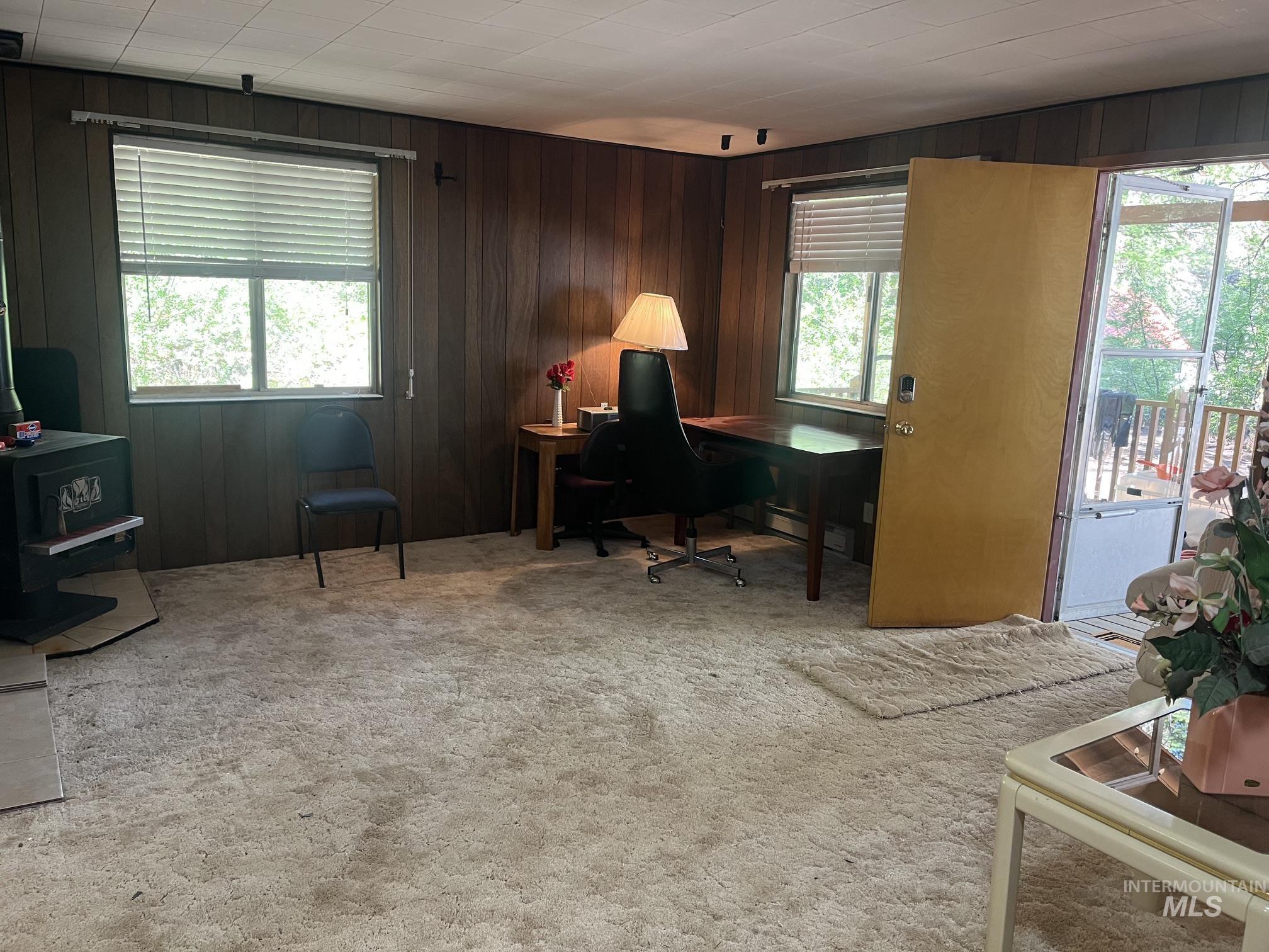39 Mayflower Mine Rd, Placerville, Idaho 83666, 2 Bedrooms, 1 Bathroom, Residential For Sale, Price $237,500, 98992550