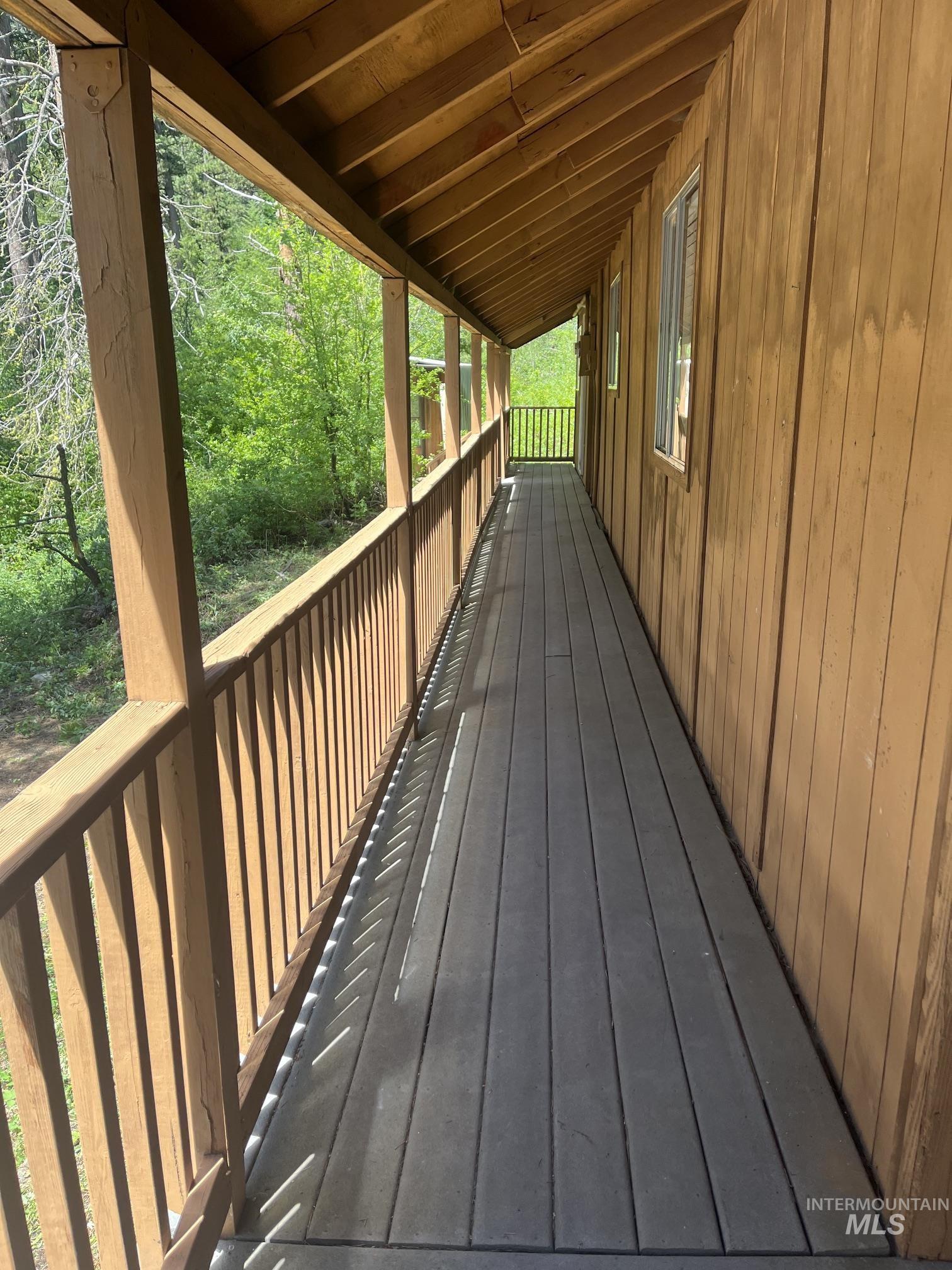 39 Mayflower Mine Rd, Placerville, Idaho 83666, 2 Bedrooms, 1 Bathroom, Residential For Sale, Price $237,500, 98992550