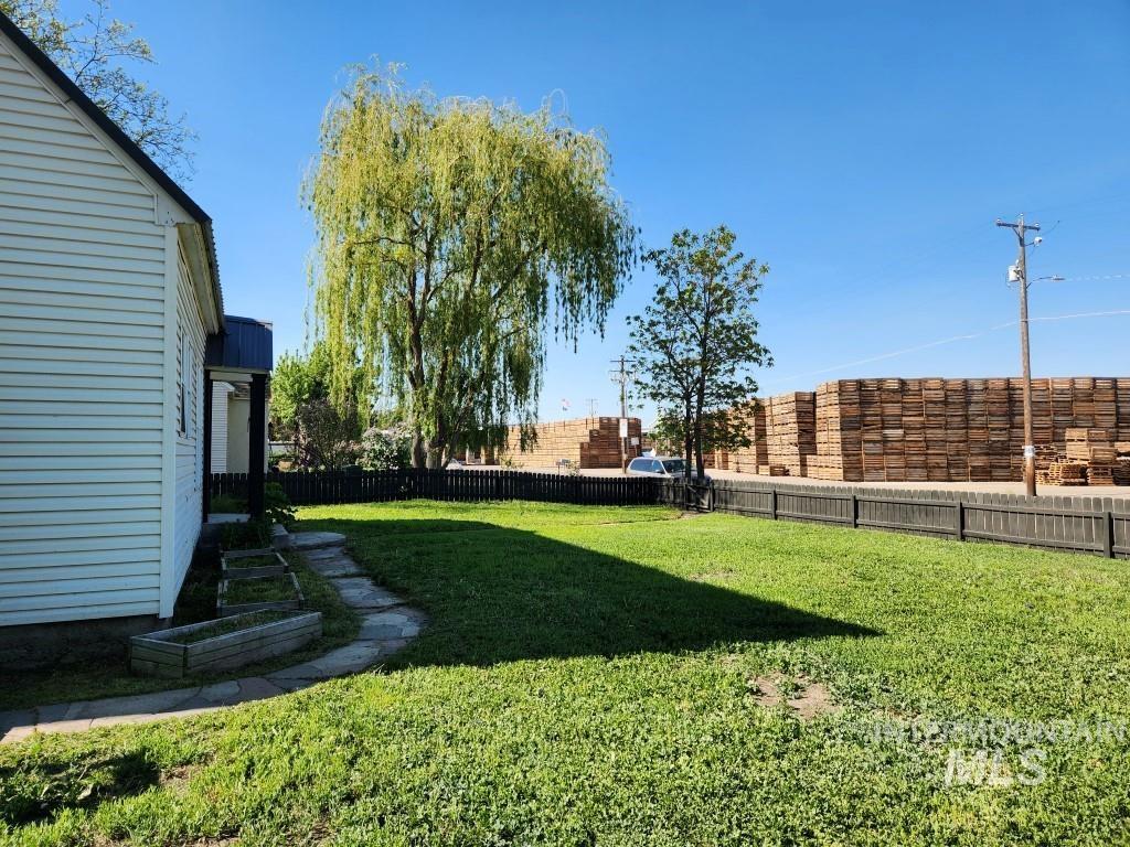 522 N 9th St, Payette, Idaho 83661, 3 Bedrooms, 2 Bathrooms, Rental For Rent, Price $1,750, 98992551