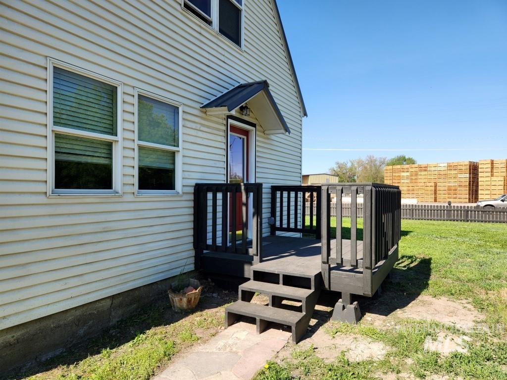 522 N 9th St, Payette, Idaho 83661, 3 Bedrooms, 2 Bathrooms, Rental For Rent, Price $1,750, 98992551