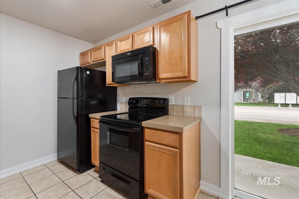 8974 W Candleston Ln, Boise, Idaho 83709, 2 Bedrooms, 2 Bathrooms, Residential For Sale, Price $299,900,MLS 98992555