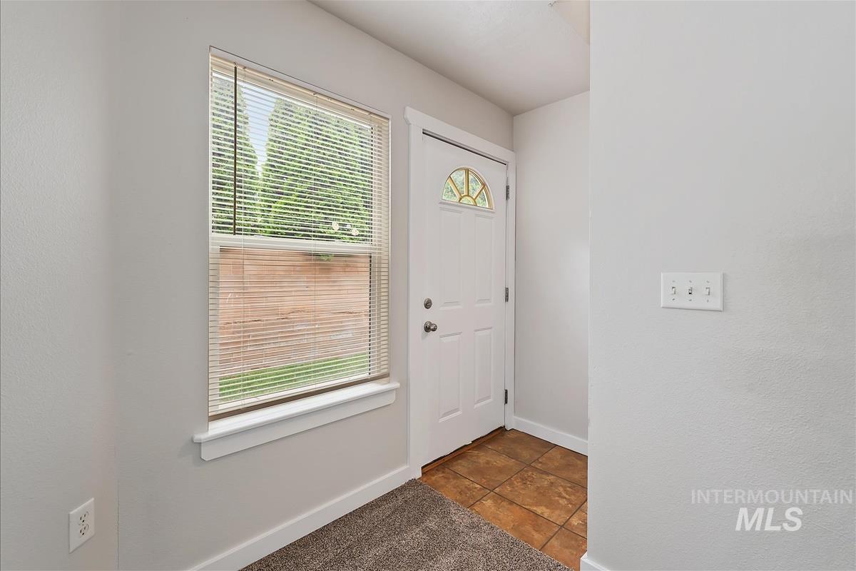 8974 W Candleston Ln, Boise, Idaho 83709, 2 Bedrooms, 2 Bathrooms, Residential For Sale, Price $299,900,MLS 98992555