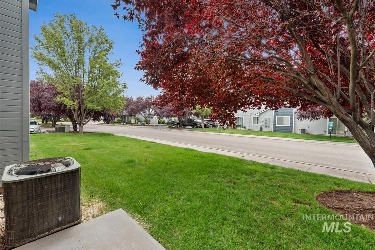 8974 W Candleston Ln, Boise, Idaho 83709, 2 Bedrooms, 2 Bathrooms, Residential For Sale, Price $299,900,MLS 98992555