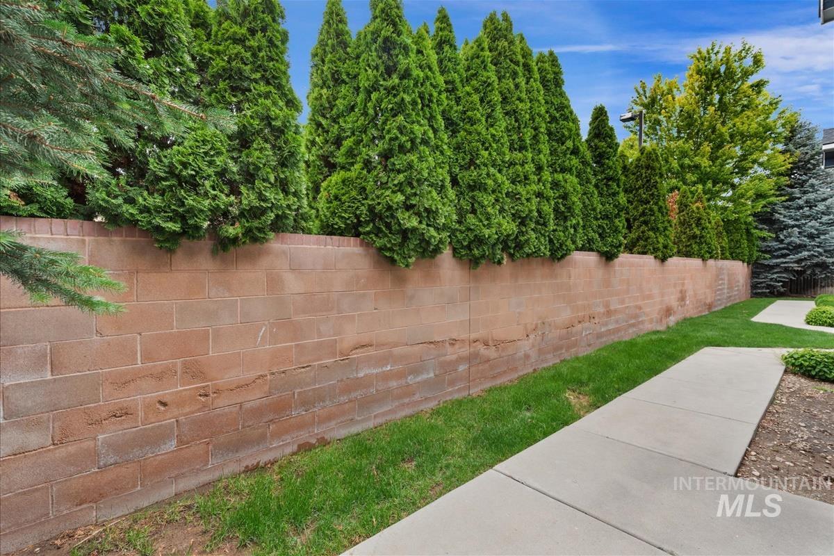 8974 W Candleston Ln, Boise, Idaho 83709, 2 Bedrooms, 2 Bathrooms, Residential For Sale, Price $299,900,MLS 98992555