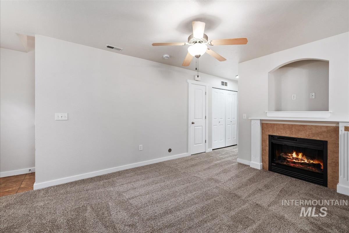 8974 W Candleston Ln, Boise, Idaho 83709, 2 Bedrooms, 2 Bathrooms, Residential For Sale, Price $299,900,MLS 98992555