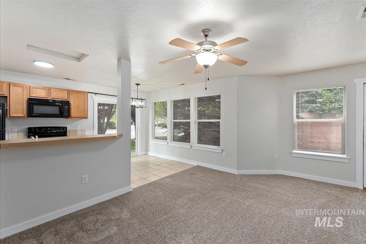 8974 W Candleston Ln, Boise, Idaho 83709, 2 Bedrooms, 2 Bathrooms, Residential For Sale, Price $299,900,MLS 98992555