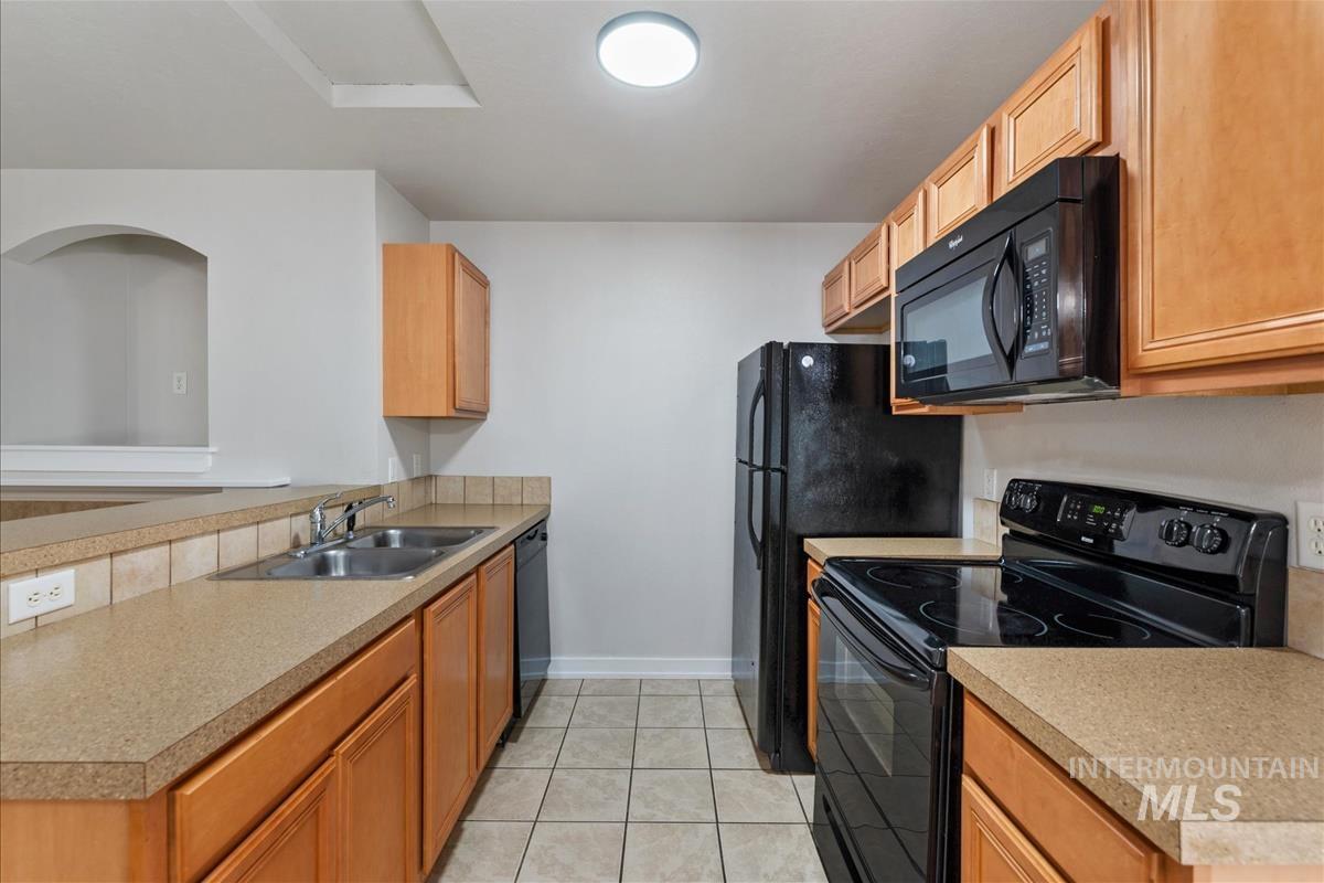 8974 W Candleston Ln, Boise, Idaho 83709, 2 Bedrooms, 2 Bathrooms, Residential For Sale, Price $299,900,MLS 98992555