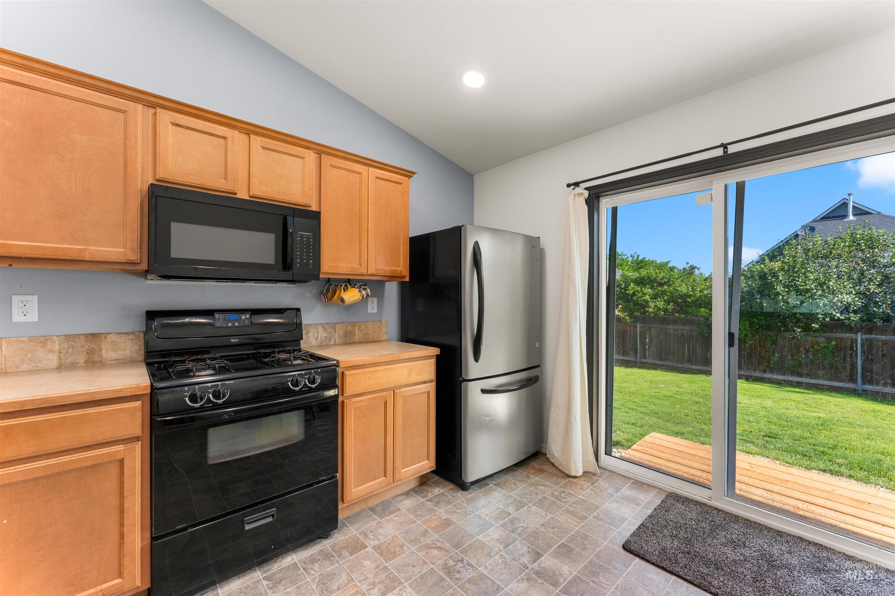 698 E Great Bear Street, Kuna, Idaho 83634, 3 Bedrooms, 2 Bathrooms, Residential For Sale, Price $365,000, 98992556