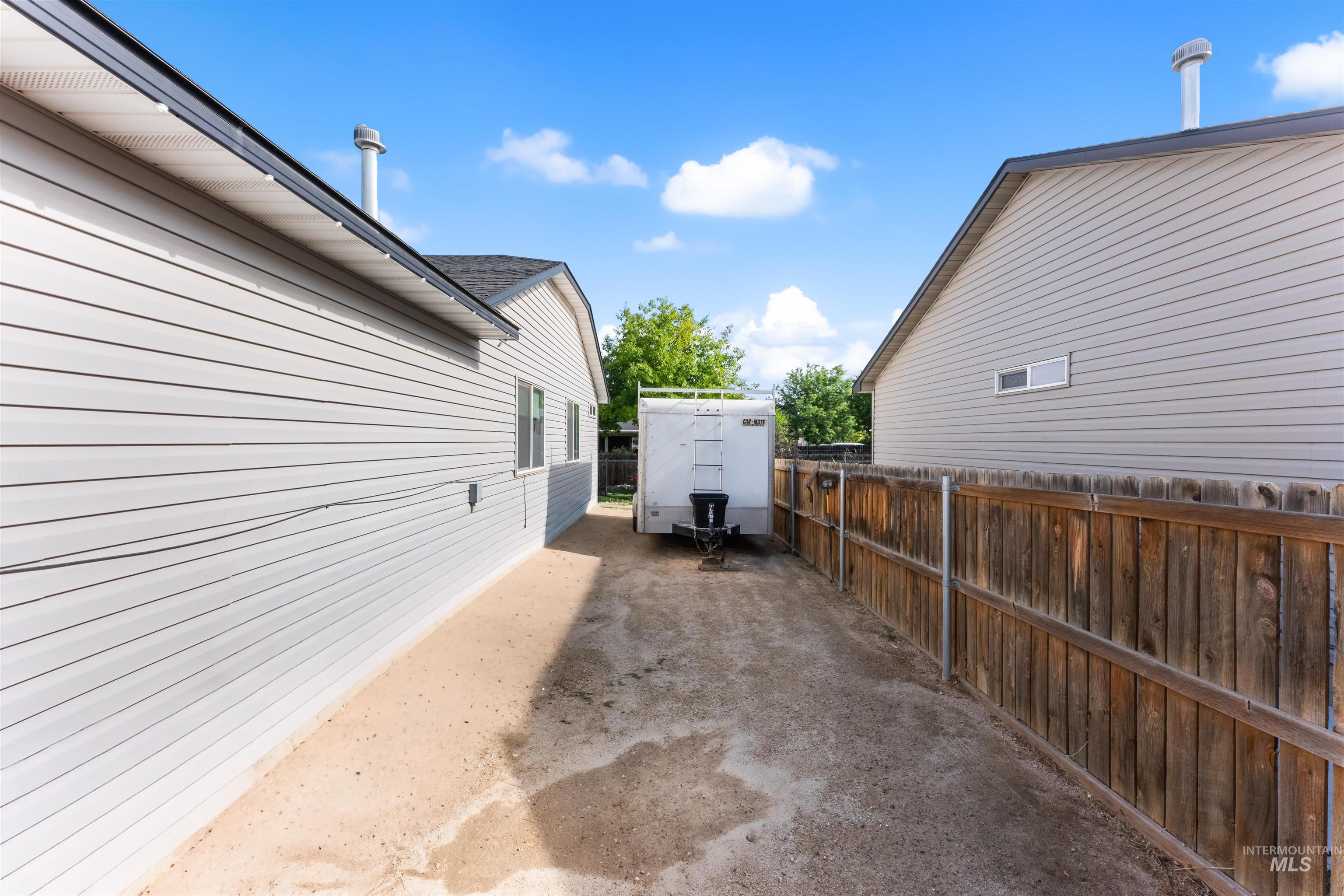 698 E Great Bear Street, Kuna, Idaho 83634, 3 Bedrooms, 2 Bathrooms, Residential For Sale, Price $365,000, 98992556