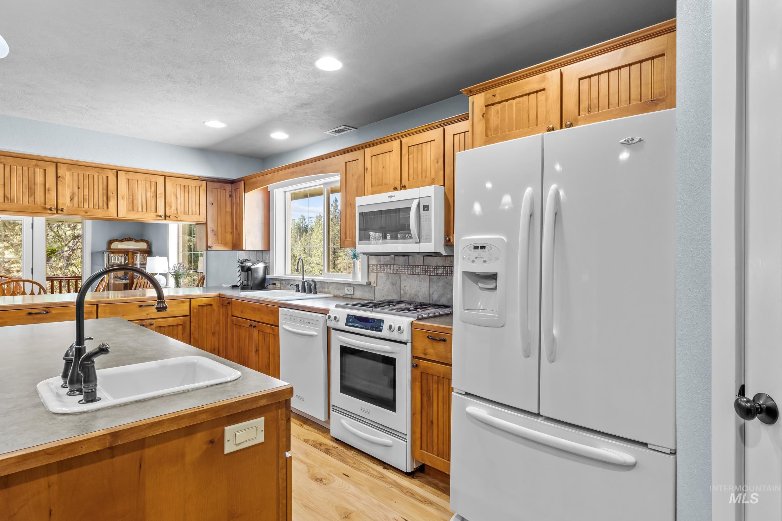 14 White Mesa, Banks, Idaho 83602, 4 Bedrooms, 5 Bathrooms, Residential For Sale, Price $1,650,000,MLS 98992561
