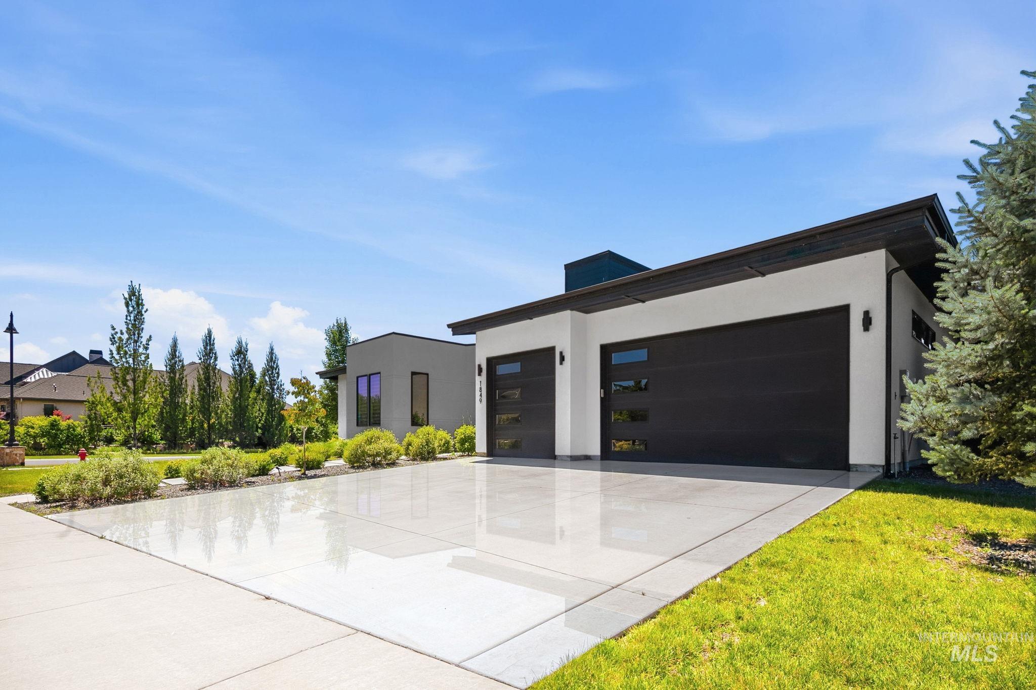 1849 E Garden Brook Drive, Eagle, Idaho 83616-7588, 3 Bedrooms, 3.5 Bathrooms, Residential For Sale, Price $1,824,000,MLS 98992564