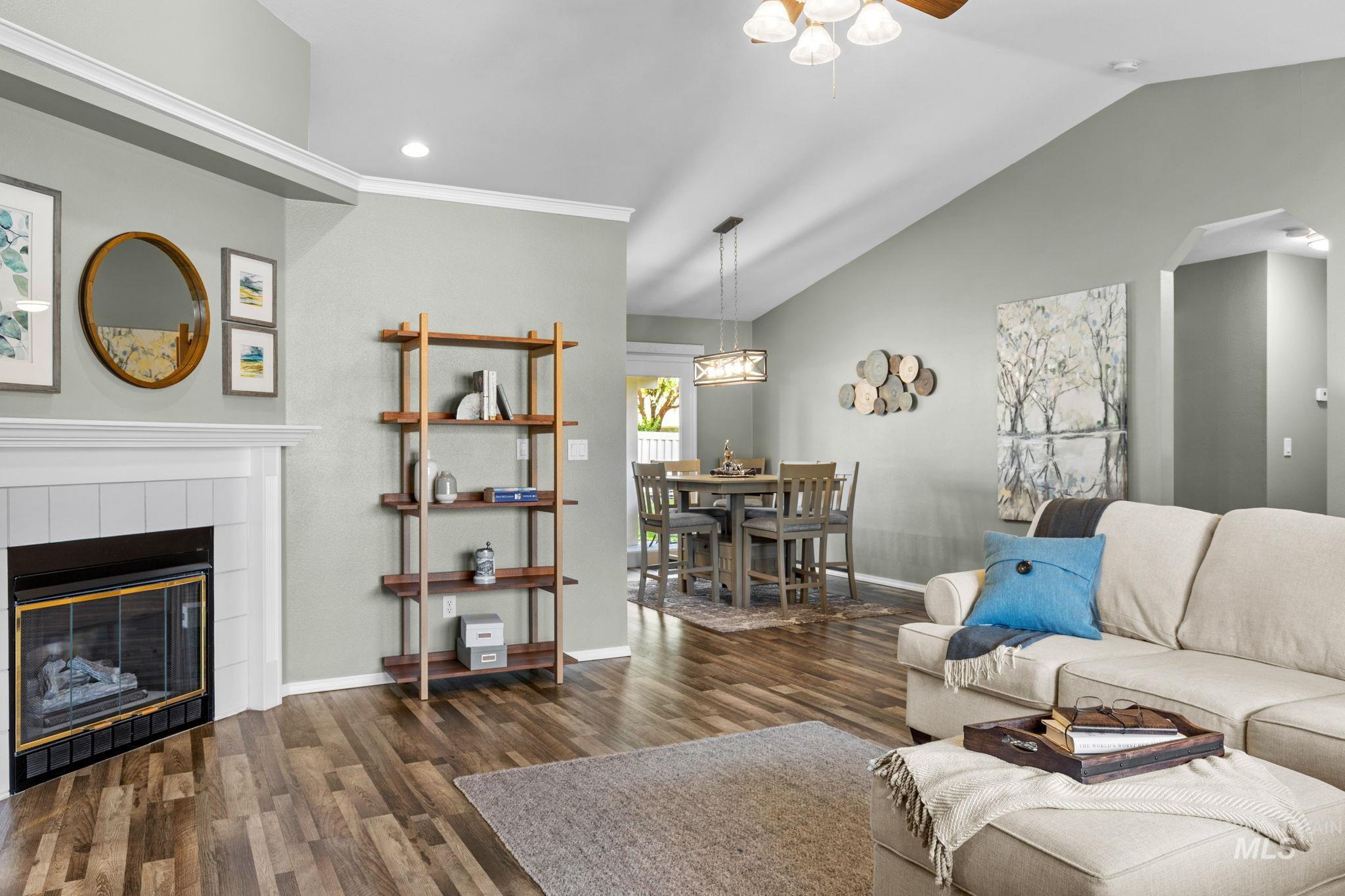 2619 E Apricot Ct., Meridian, Idaho 83646, 3 Bedrooms, 2 Bathrooms, Residential For Sale, Price $442,000, 98992566