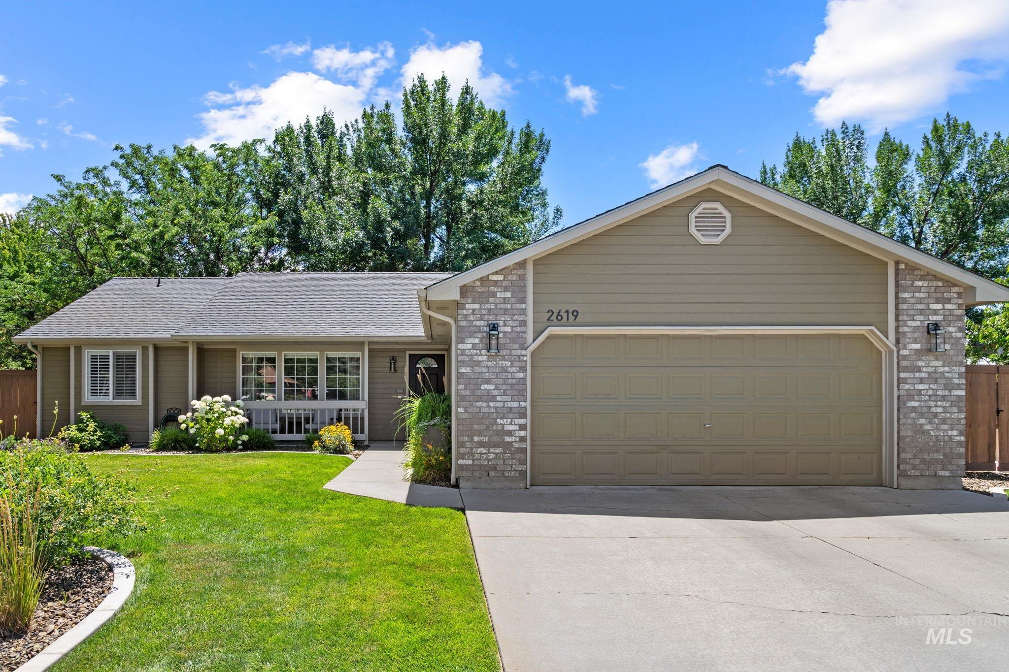 2619 E Apricot Ct., Meridian, Idaho 83646, 3 Bedrooms, 2 Bathrooms, Residential For Sale, Price $442,000, 98992566