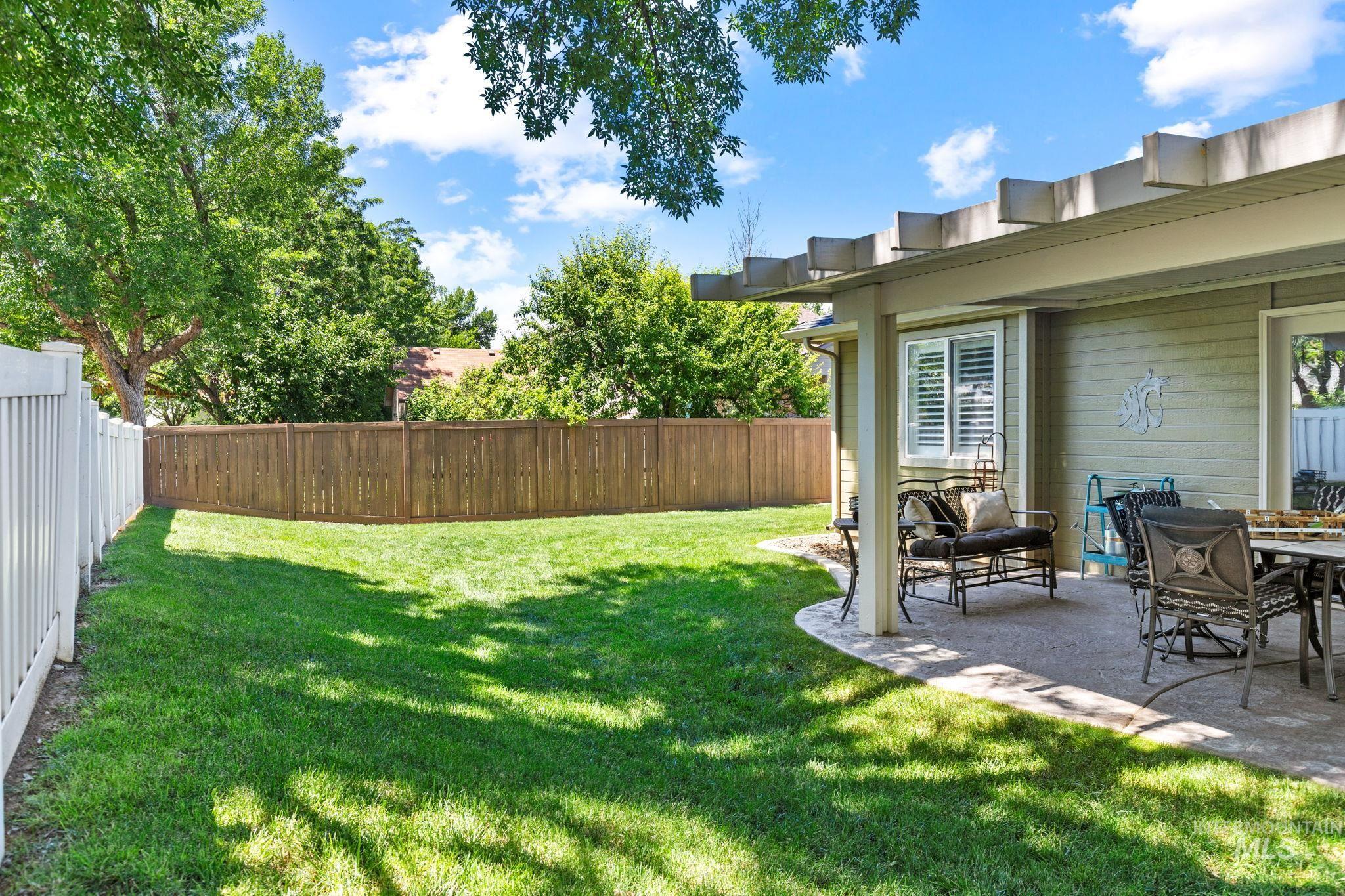2619 E Apricot Ct., Meridian, Idaho 83646, 3 Bedrooms, 2 Bathrooms, Residential For Sale, Price $442,000, 98992566