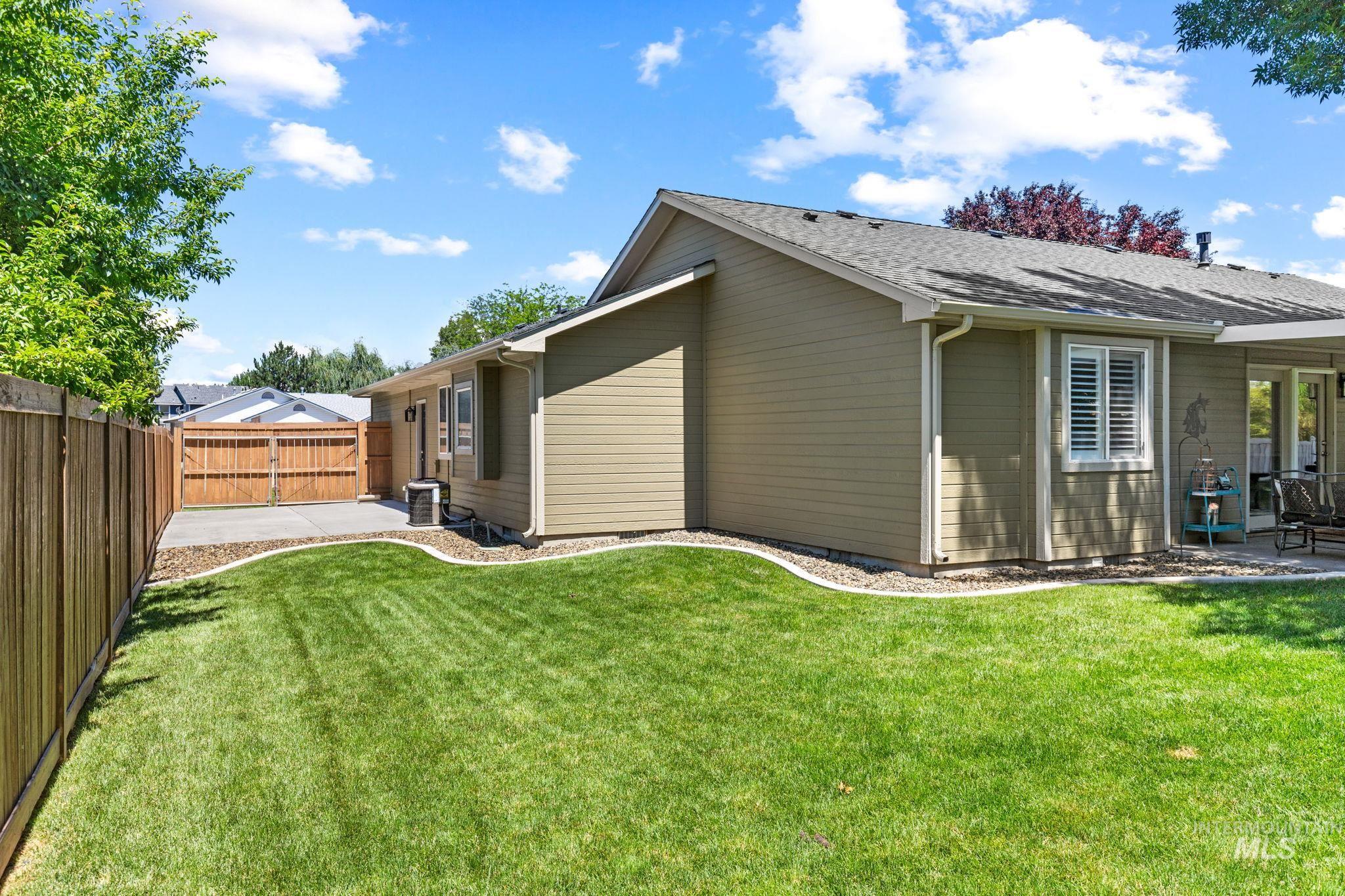 2619 E Apricot Ct., Meridian, Idaho 83646, 3 Bedrooms, 2 Bathrooms, Residential For Sale, Price $442,000, 98992566
