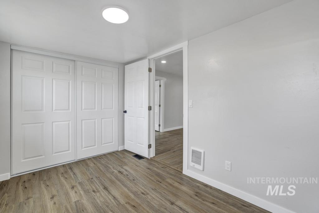 500 W Avenue D, Jerome, Idaho 83338, 5 Bedrooms, 2 Bathrooms, Residential For Sale, Price $339,900, 98992567