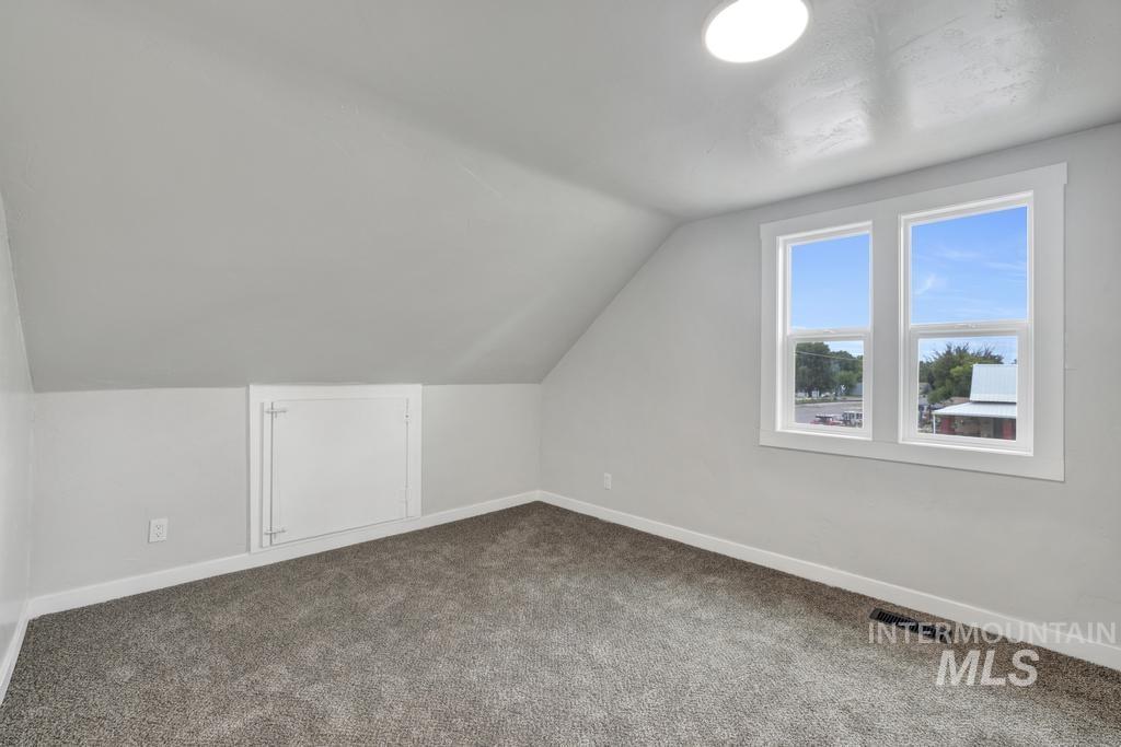 500 W Avenue D, Jerome, Idaho 83338, 5 Bedrooms, 2 Bathrooms, Residential For Sale, Price $339,900, 98992567