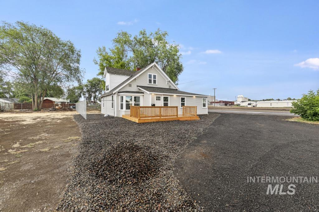 500 W Avenue D, Jerome, Idaho 83338, 5 Bedrooms, 2 Bathrooms, Residential For Sale, Price $339,900, 98992567