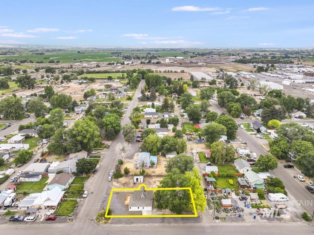 500 W Avenue D, Jerome, Idaho 83338, 5 Bedrooms, 2 Bathrooms, Residential For Sale, Price $339,900, 98992567