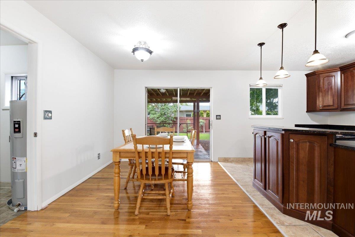 1118 W Howard St, Boise, Idaho 83706, 3 Bedrooms, 1.5 Bathrooms, Residential For Sale, Price $489,001, 98992571
