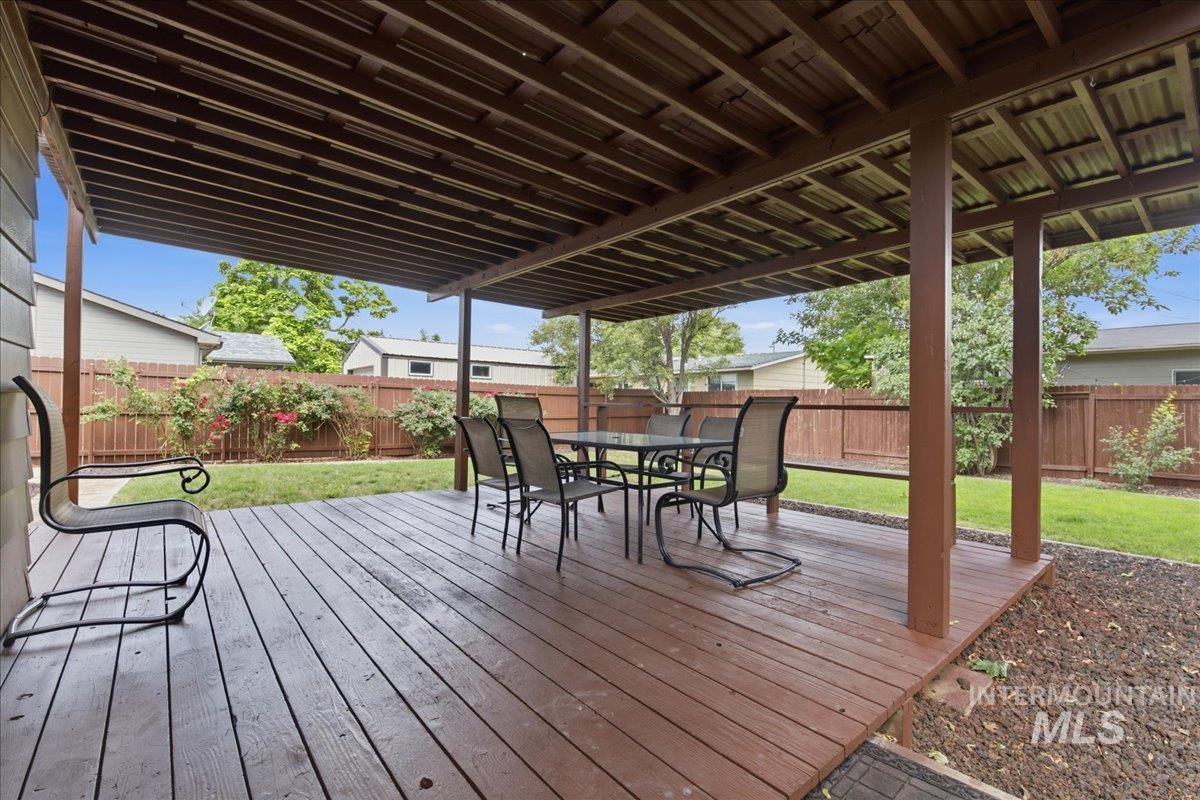 1118 W Howard St, Boise, Idaho 83706, 3 Bedrooms, 1.5 Bathrooms, Residential For Sale, Price $489,001, 98992571