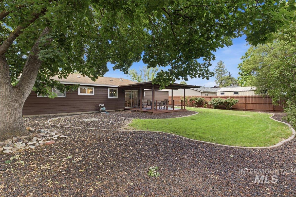 1118 W Howard St, Boise, Idaho 83706, 3 Bedrooms, 1.5 Bathrooms, Residential For Sale, Price $489,001, 98992571