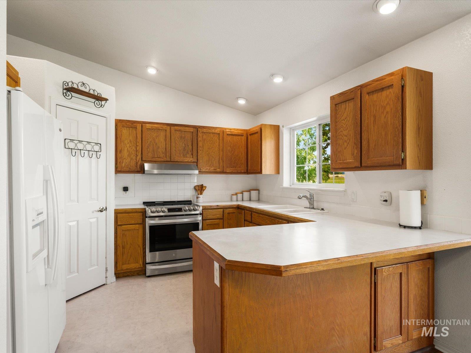 3540 Wills rd, Emmett, Idaho 83617, 3 Bedrooms, 2 Bathrooms, Residential For Sale, Price $725,000, 98992574