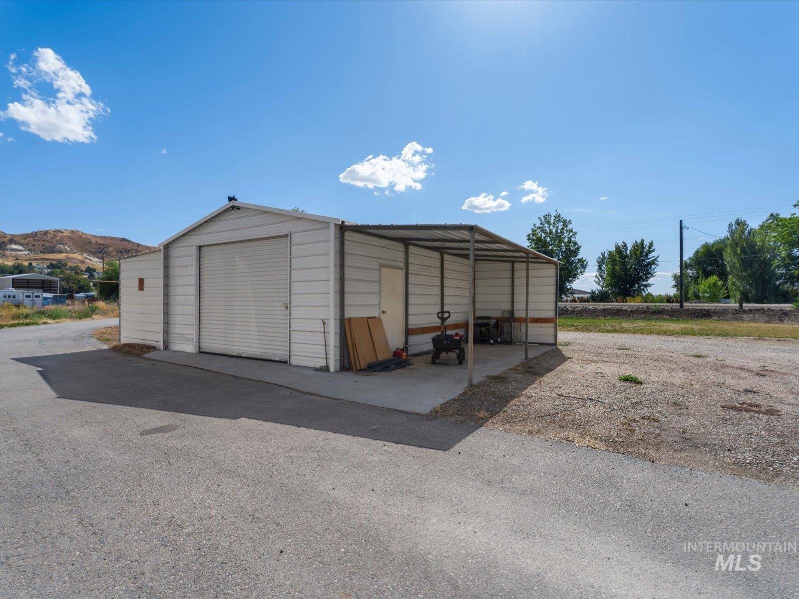 3540 Wills rd, Emmett, Idaho 83617, 3 Bedrooms, 2 Bathrooms, Residential For Sale, Price $725,000, 98992574