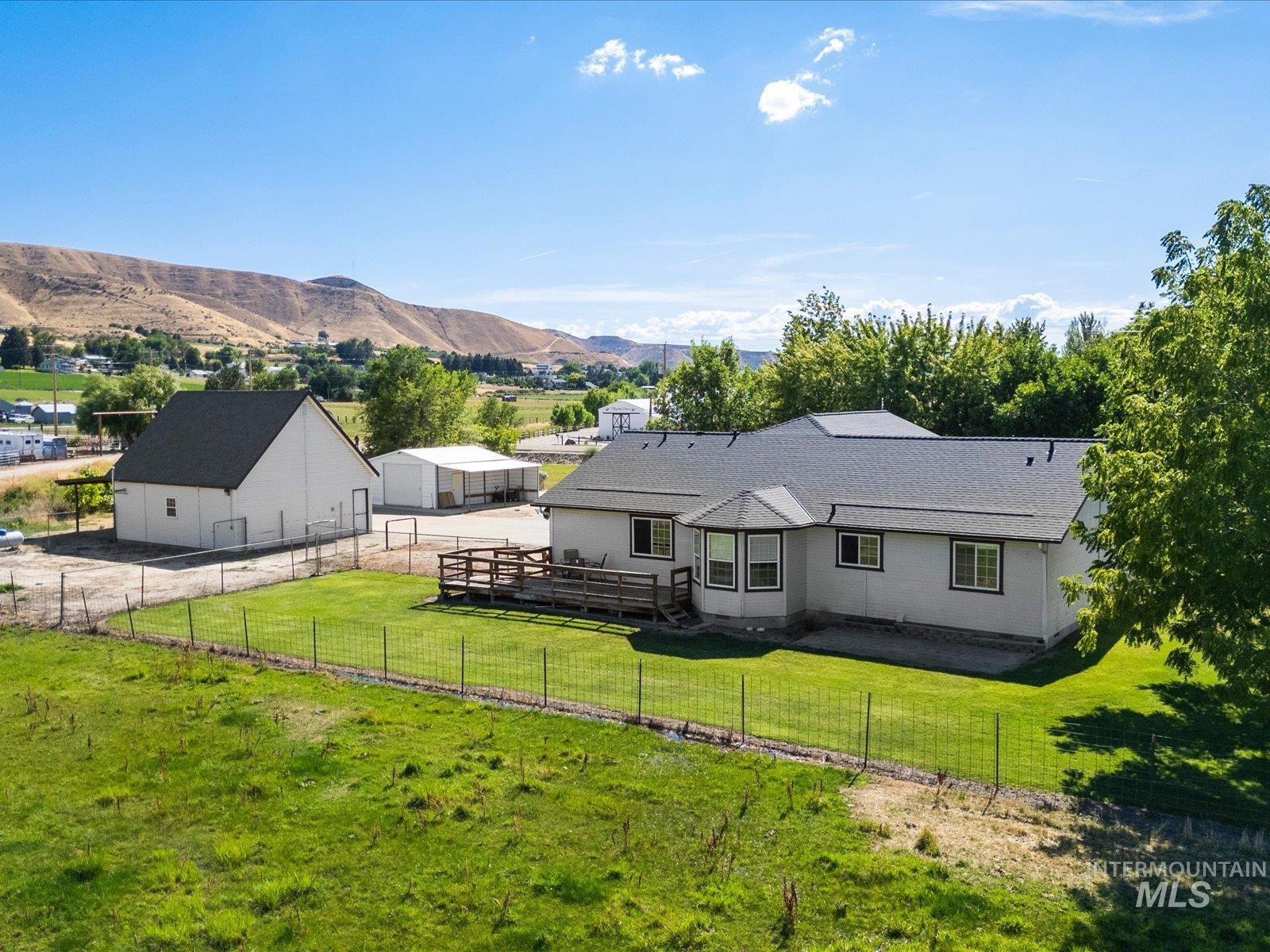 3540 Wills rd, Emmett, Idaho 83617, 3 Bedrooms, 2 Bathrooms, Residential For Sale, Price $725,000, 98992574