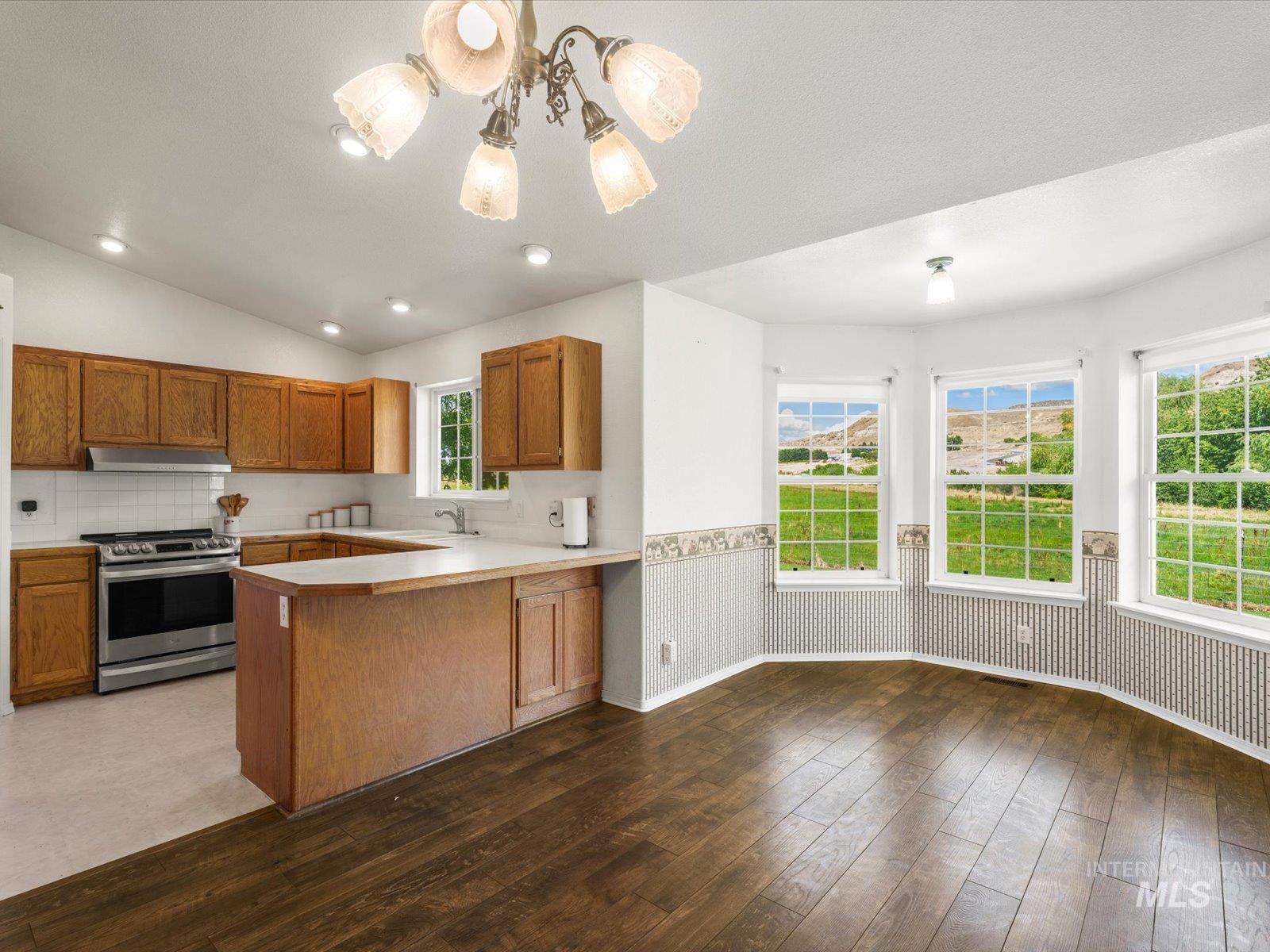 3540 Wills rd, Emmett, Idaho 83617, 3 Bedrooms, 2 Bathrooms, Residential For Sale, Price $725,000, 98992574