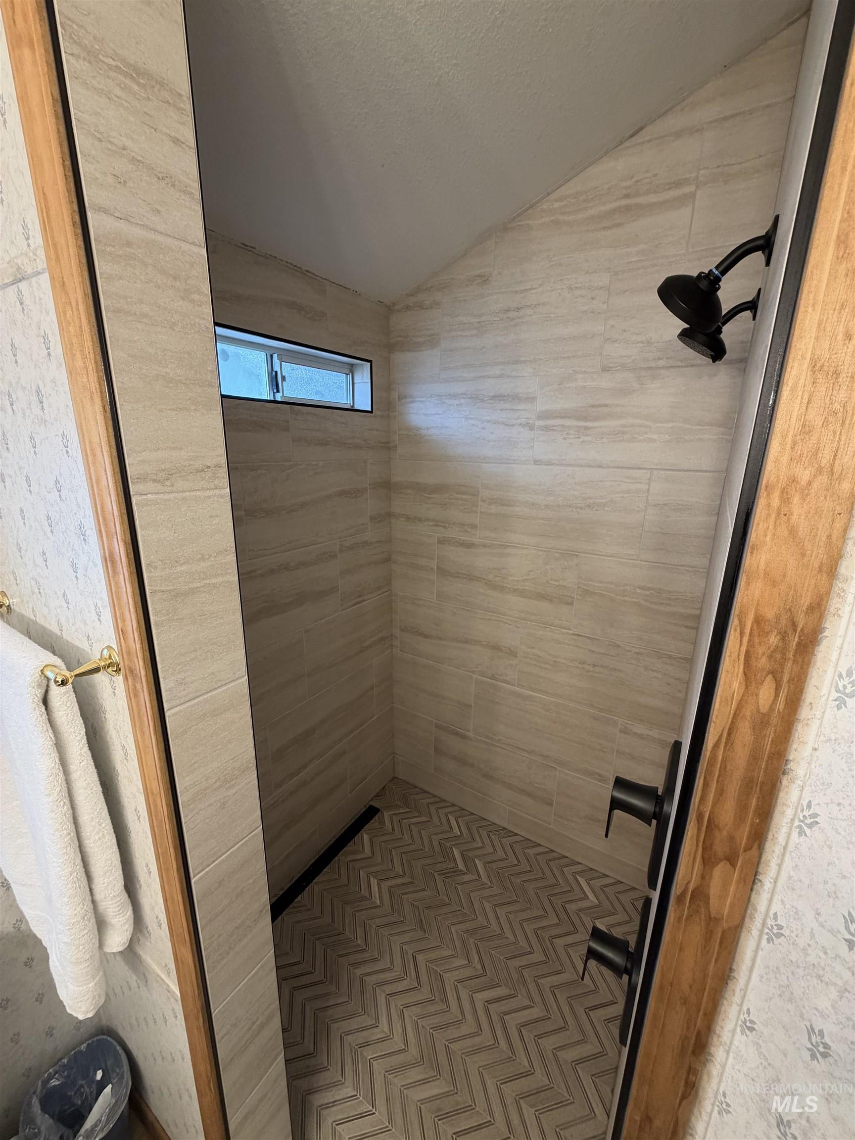 514 Sawyer St, Cascade, Idaho 83611, 1 Bedroom, 1 Bathroom, Residential For Sale, Price $260,000, 98992577