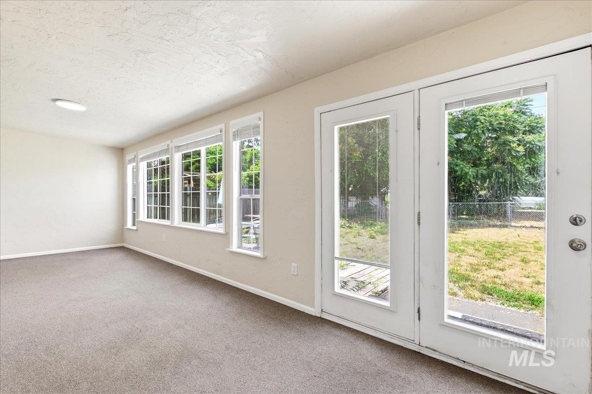 707 11th Ave S, Nampa, Idaho 83651, 3 Bedrooms, 2 Bathrooms, Residential For Sale, Price $314,495,MLS 98992578