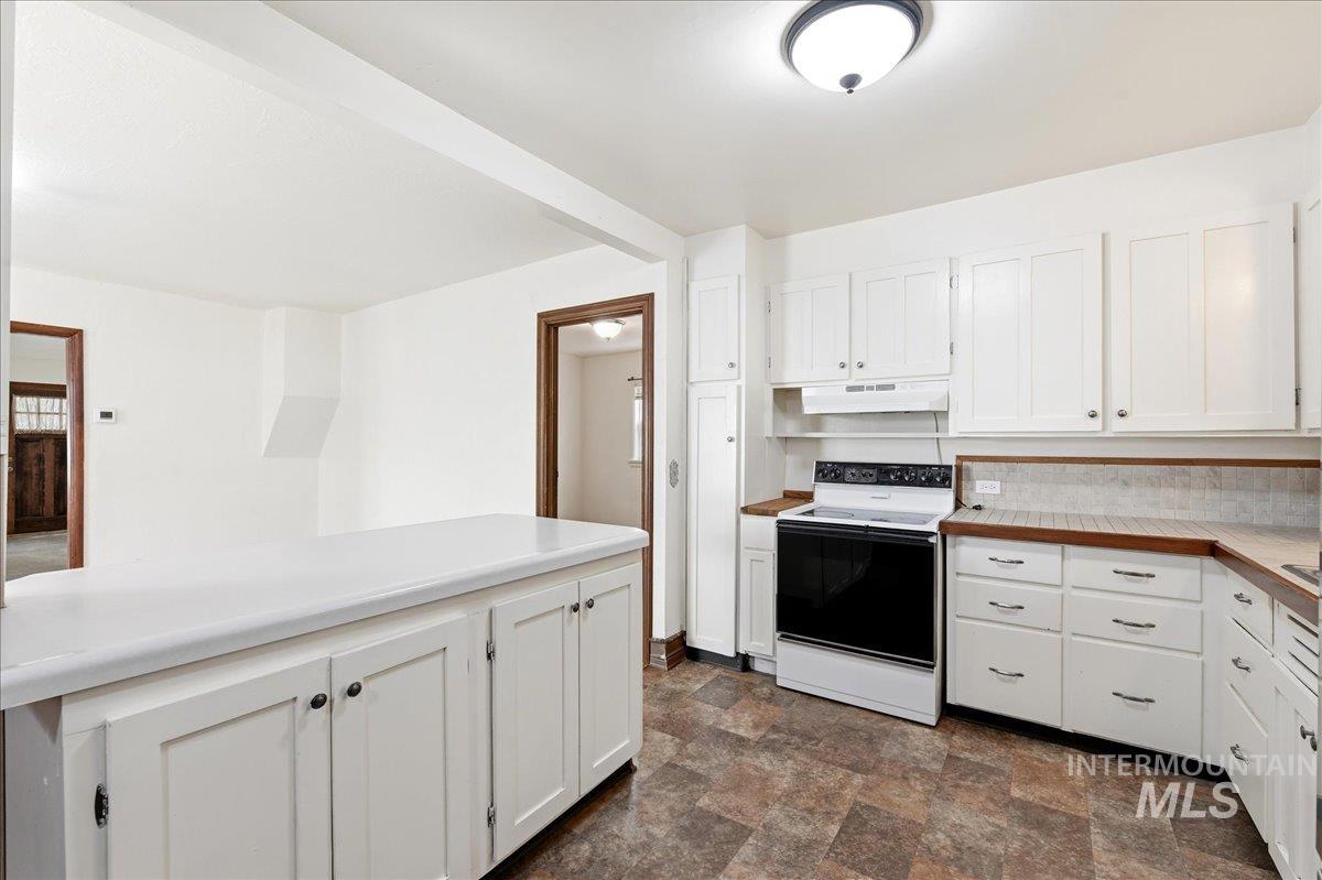 707 11th Ave S, Nampa, Idaho 83651, 3 Bedrooms, 2 Bathrooms, Residential For Sale, Price $314,495,MLS 98992578