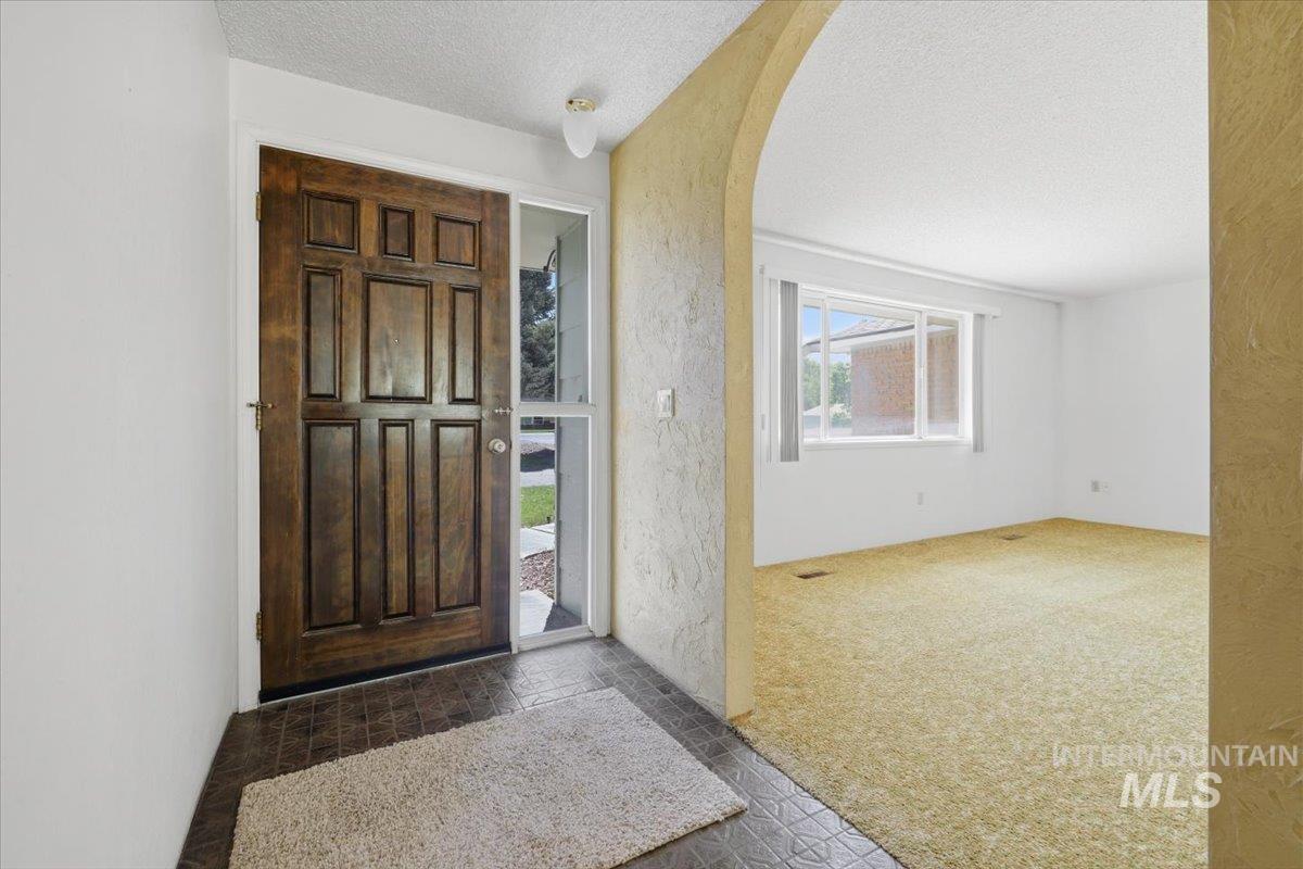 1311 N Middleton Rd, Nampa, Idaho 83651, 3 Bedrooms, 2 Bathrooms, Residential For Sale, Price $525,000, 98992581