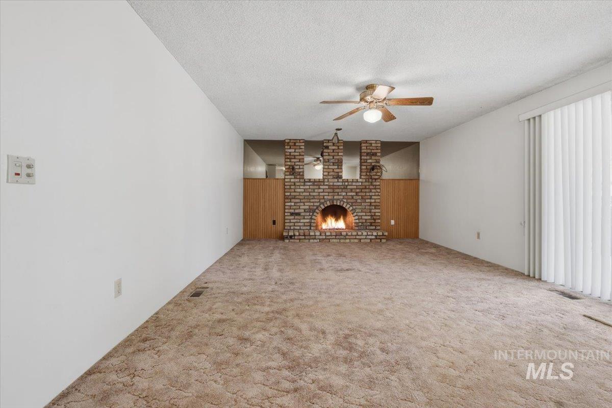 1311 N Middleton Rd, Nampa, Idaho 83651, 3 Bedrooms, 2 Bathrooms, Residential For Sale, Price $525,000, 98992581