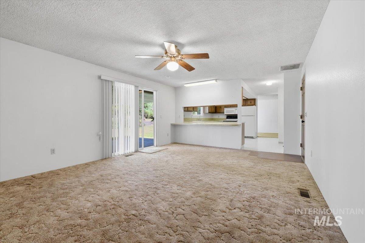 1311 N Middleton Rd, Nampa, Idaho 83651, 3 Bedrooms, 2 Bathrooms, Residential For Sale, Price $525,000, 98992581