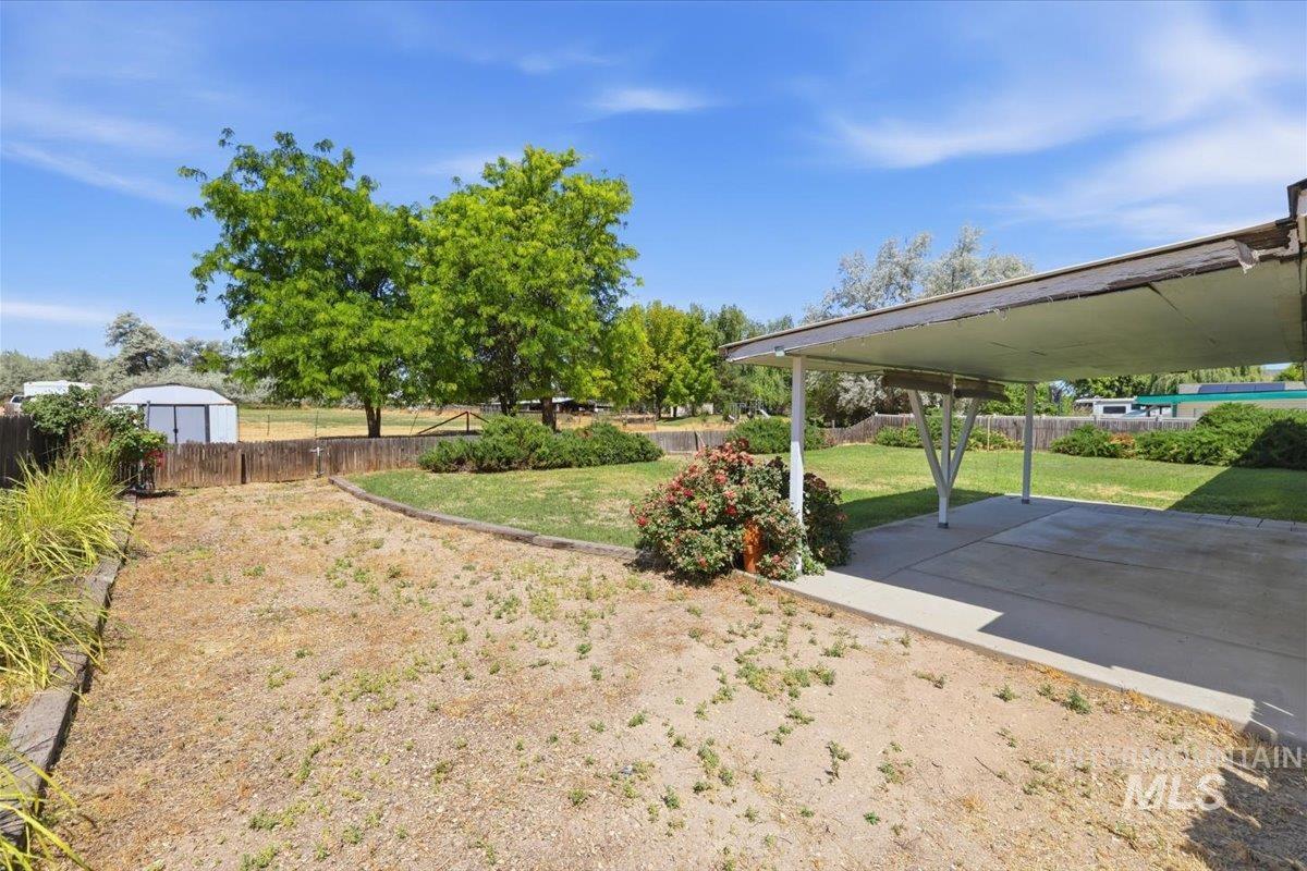 1311 N Middleton Rd, Nampa, Idaho 83651, 3 Bedrooms, 2 Bathrooms, Residential For Sale, Price $525,000, 98992581